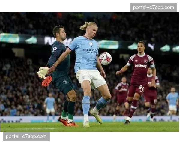 西汉姆联对阵曼城 铁锤帮主场迎战卫冕冠军